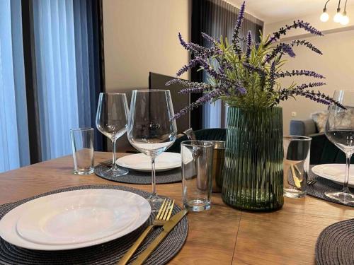 Plovdiv Center Apartment | Pet & Child Friendly Stay Near City Garden - 4-Star Comfort