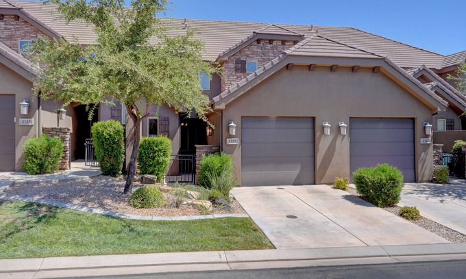 Washington House | Relaxing 4-Bed Condo with Pool Access Near Zion National Park