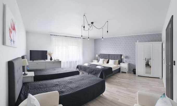 Brzezinka House | Inviting 7th Room Guest House: Rated 9.6 with Breakfast & Kitchen