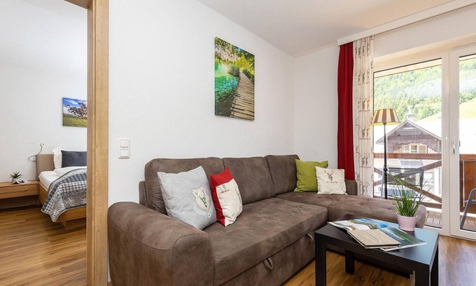 Russbach am Pass Gschuett Apartment | Family Suite at Dachsteinresort: Pool, Spa & Child Friendly