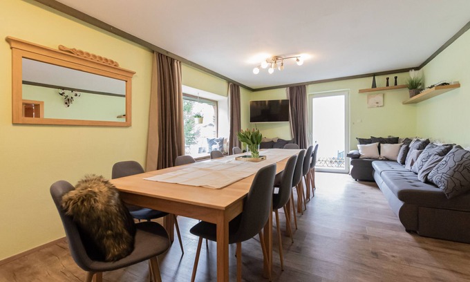 Fusch an der Grossglocknerstrasse Ski Chalet | Spacious 8 Bedroom Chalet with Spa and Hot Tub Amenities