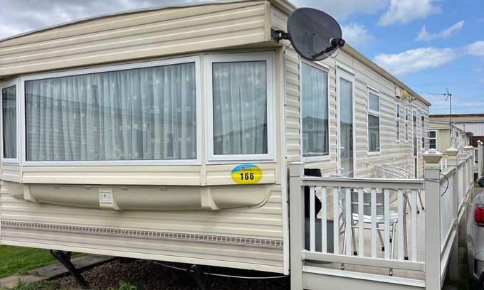 Skegness Cabin | 8 Berth,Dog friendly , Caravan, Ingoldmells