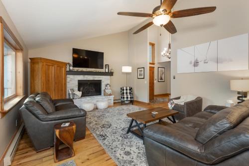 Crown House | Explore 8 Crown Drive: Ideal Retreat with Hot Tub & Dining
