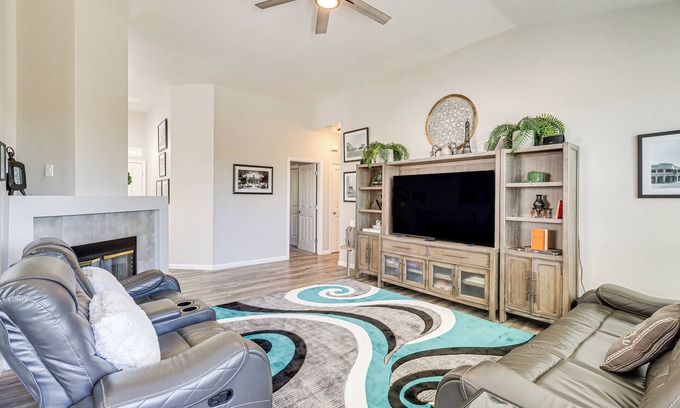 Sparks House | Pet-Friendly Retreat with Fenced Yard Near Downtown Reno