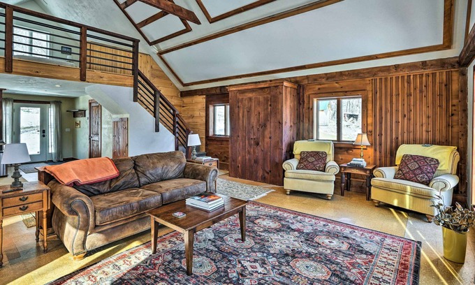 Andover Apartment | Delightful Ludlow Studio: Steps to Okemo Mtn & Spa