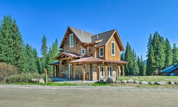 Breckenridge House | Premier Breckenridge Cabin, Kid-Friendly & 10/10 Rated!