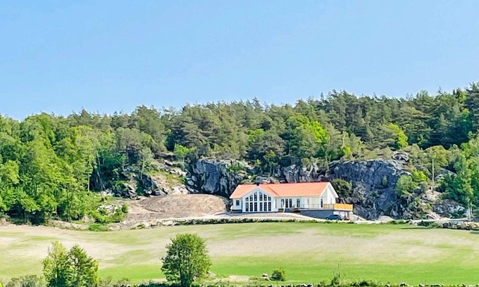 Uddevalla Municipality House | Perfect 8-Person Holiday Home in Uddevalla with Ocean View