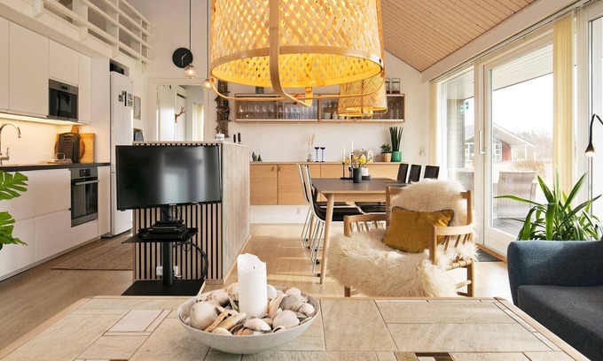Tranum House | Spacious 8-Person Holiday Home in Brovst - Guest Rated 9.8