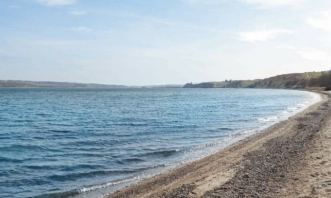 Lemvig House | Ideal 8-Person Holiday Home with Oceanfront Views in Lemvig