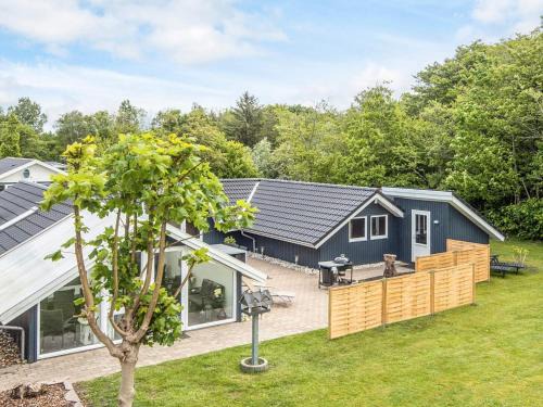 Bork Havn House | Ideal 8-Person Holiday Home in Hemmet - Pet & Child Friendly