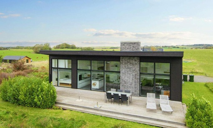 Knebel House | Ideal 8-Person Holiday Home in Knebel for Family Getaways