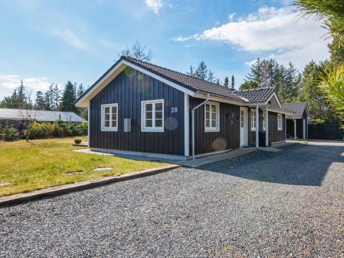 Trend House | Family-Friendly Holiday Home Løgstør XXI with Great Reviews
