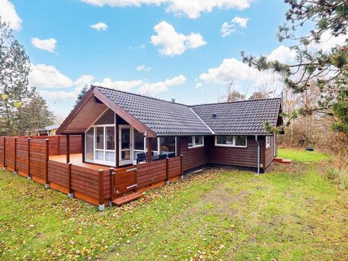 Kramnitse House | Oceanfront Holiday Home Klintevej II with Hot Tub Access