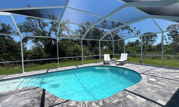 Port Charlotte House | Family-Friendly 8 Turtles Villa with Pool & Spa Near Boca Grande