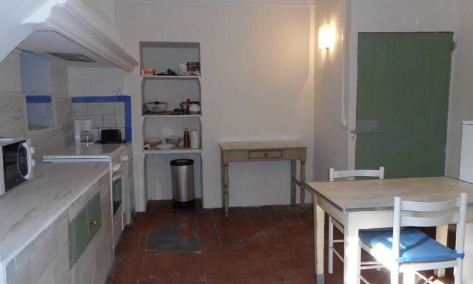 Grand Sud House | Relaxing Retreat with Double Rooms and Olive Grove Terrace