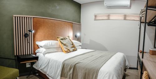 Potchefstroom Apartment | Experience 80 on Thabo: Guests Love It with 9.3/10 Rating