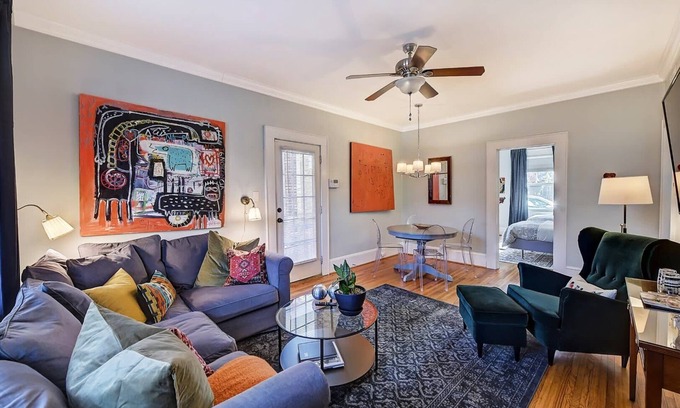 Dilworth Condo | Explore 800 Magnolia: Chic 8BR Retreat with Porch