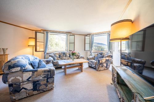 Vulpera Apartment | Scenic 2.5-Room Apartment with Breathtaking Views
