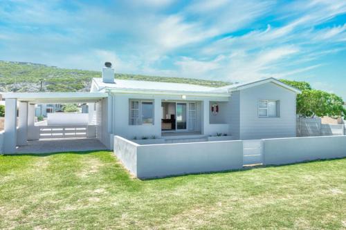L'Agulhas House | Guest Rated 10/10 at 82 on Main - Pet & Child Friendly