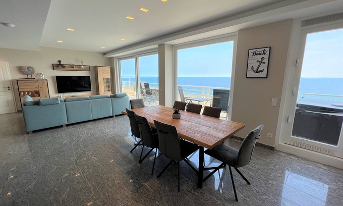 Sierksdorf Apartment | Exceptional Penthouse with Ocean View & Pool Access