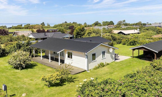 Skastrup Strand House | 85 m² House ∙ 3 bedrooms ∙ 6 guests