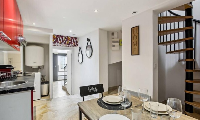 Asnieres-sur-Seine Apartment | Experience 851 Suite: Beautiful Apartment with Great Amenities