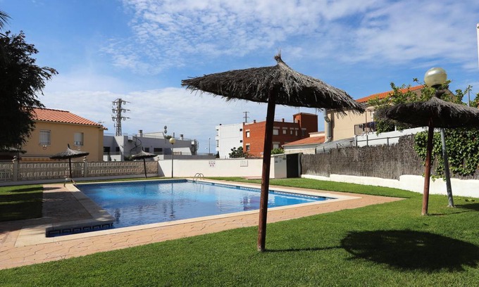 Creixell House | Villa Creixell: 3 Bedrooms, Pool & Family-Friendly Comfort