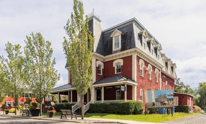 Bromont Apartment | 871 Shefford suite 206
