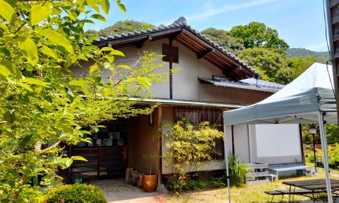 Higashi Ward House | Pet-Friendly 88 House Hiroshima with High Guest Ratings
