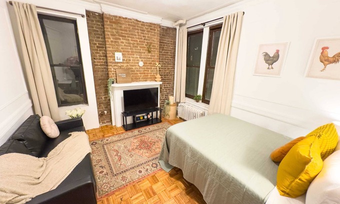 Upper East Side Apartment | 89-2RN 1BR/1bath Prime UES