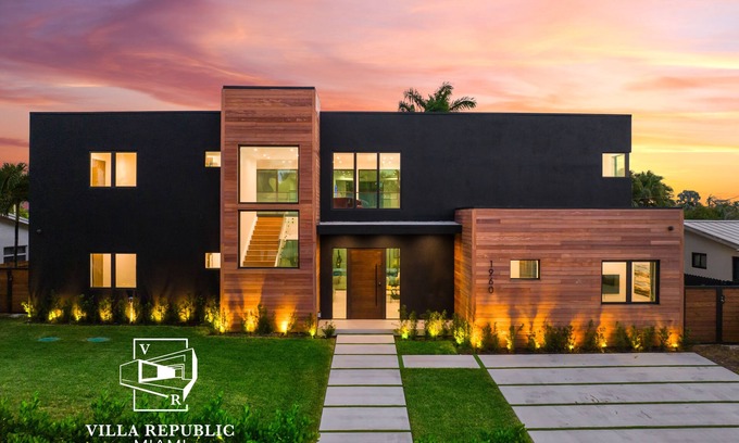 North Miami Beach Villa | Experience Villa Sapphire: Private Pool & Ocean Views