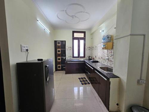 Alambagh Apartment | Family-Friendly 9 BHK Retreat in Krishna Nagar, Lucknow