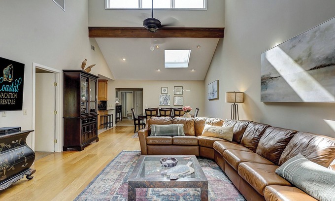 Beach Lagoon House | Experience 9 Turtle Lane Club - Waterfront Paradise Awaits