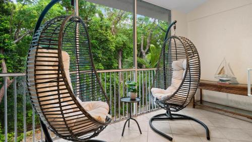 Rock Harbor Apartment | Discover 907 Mariners Club: Oceanfront Paradise Awaits