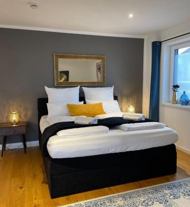 Rosenheim Apartment | Discover UNiQE: Spacious Terrace & Family Friendly Amenities