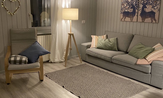 Isolaccia Apartment | Cozy 90sqm Retreat Overlooking Isolaccia Square - Pet Friendly