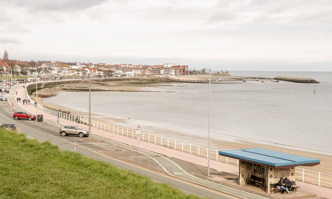 Rhos on Sea House | Family-Friendly Retreat with Garden in Rhos-On-Sea