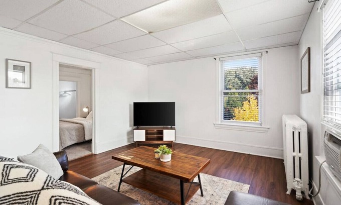 Superior Apartment | Family-Friendly Cumming Avenue Rentals #921 - Rated 9.6/10