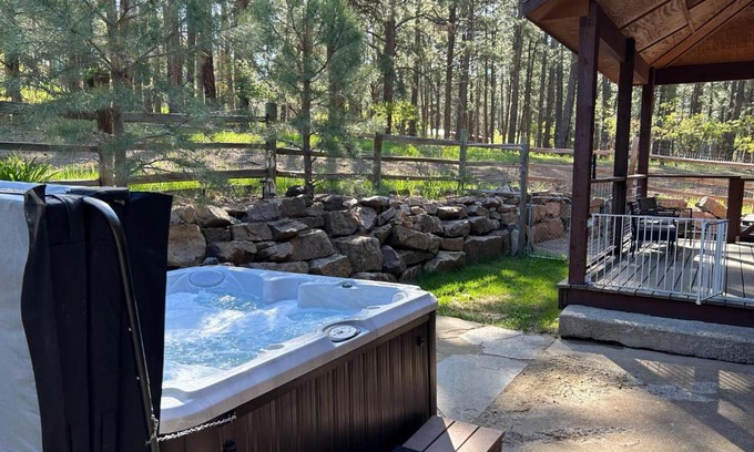 Forest Lakes House | Discover 984 Pine Valley Forest Lakes: Pet-Friendly Retreat