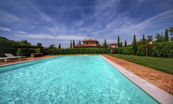 Santa Maria Apartment | Spacious 2-Bedroom Apartment with Pool Access for 4 Guests