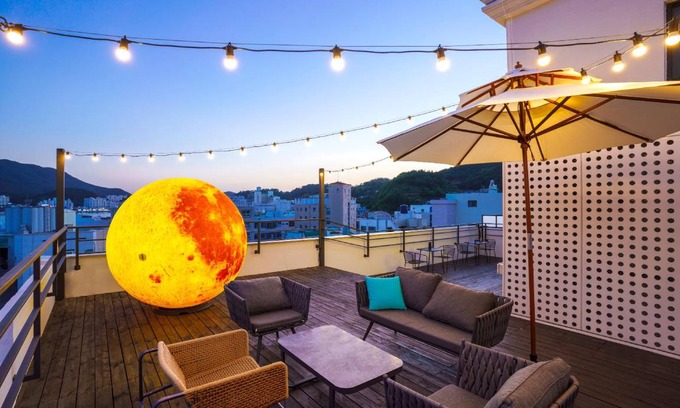 Chungmu Hotel | Spacious 2-Bedroom Retreat for Up to 8 Guests with Pool