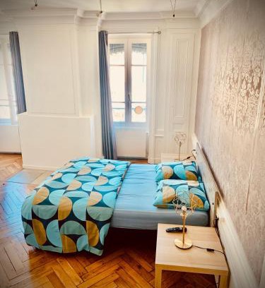 Terreaux - Bat d'argent Apartment | Pet-Friendly Stay in the Heart of Lyon - Rated 8/10
