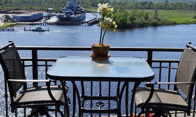 Wilmington Condo | Riverside Retreat with Breathtaking Views & Top Amenities