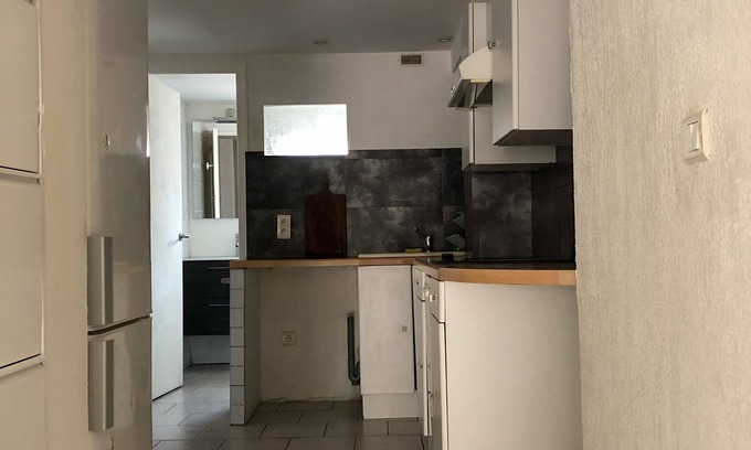 Ensues-la-Redonne Apartment | Serene Getaway: Tranquil Apartment by the Sea, Pets Welcome