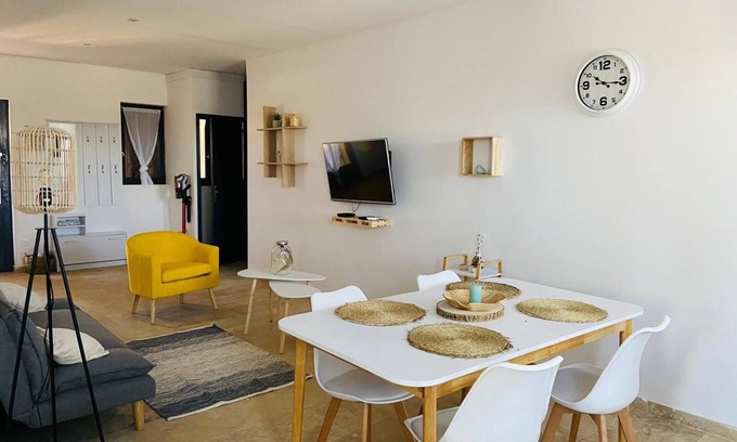 Marcillac-Saint-Quentin Apartment | Relaxing Getaway Near Sarlat - Enjoy Spa and Hot Tub