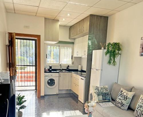 L'Albufereta Apartment | Just Steps from the Beach with Free Private Parking