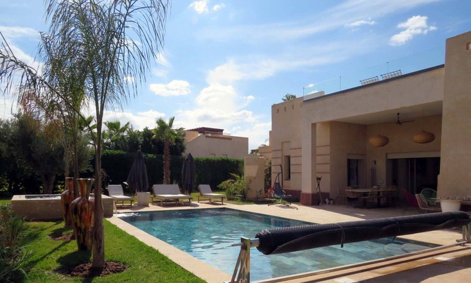 Zaouia Sidi Abdallah Ben Sassi House | Discover a Beautiful Villa Near Marrakech with Pool & Garden