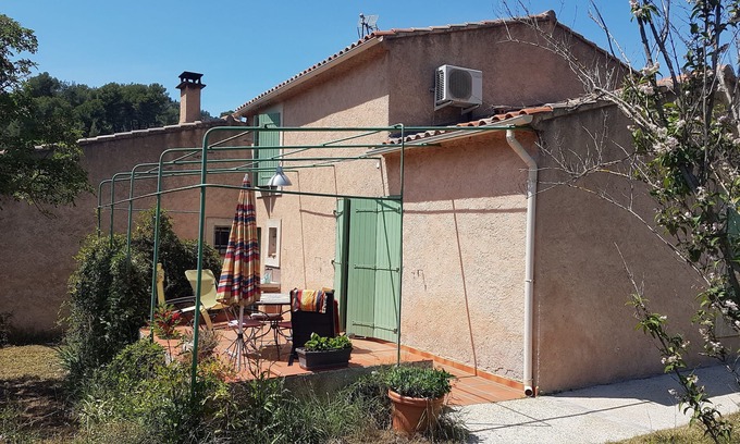 Evenos House | A 20 Minutes de la Mer, Jardin Clôt de 100m2