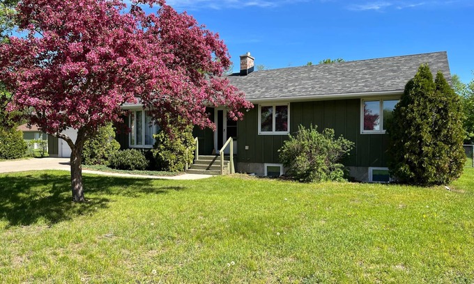 Bemidji House | Family Retreat with Game Room & Pool, Rated 10/10 by Guests
