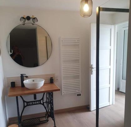 Cricqueville-en-Bessin House | Convenient Stay Near Pointe du Hoc - Rated 8.7/10